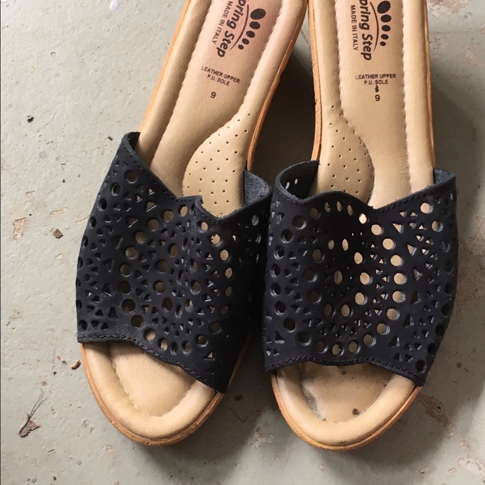 Spring Step size 8/8.5 Black Sandals Made in Italy
